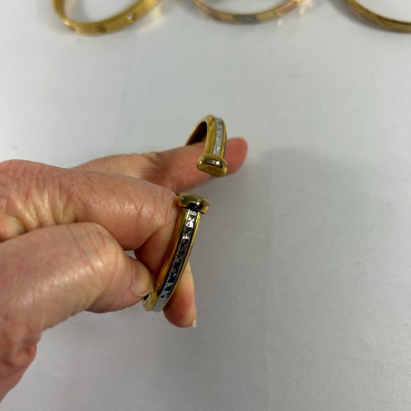 Mixed Lot of 6 Gold Tone Bangle Bracelets Textured Rhinestones Stackable - Picture 6 of 11